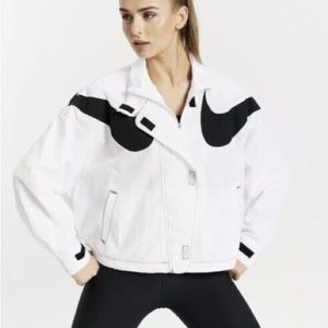 NIKE REPEL LOOSE FIT WIND RAIN TRAINING JACKET WHITE BLACK NWT SZ MED